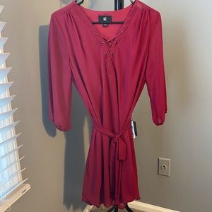 Red 3/4 sleeve dress w belt medium